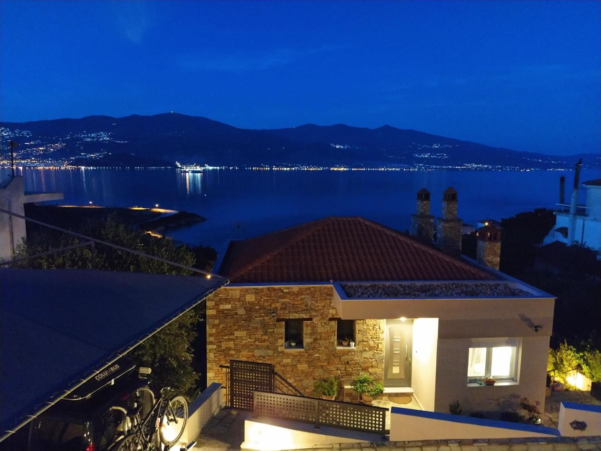 Cielo Hospitality Apartment Volos Ngoại thất bức ảnh